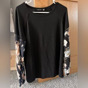 Doe and Rae, long sleeve top with floral sleeves